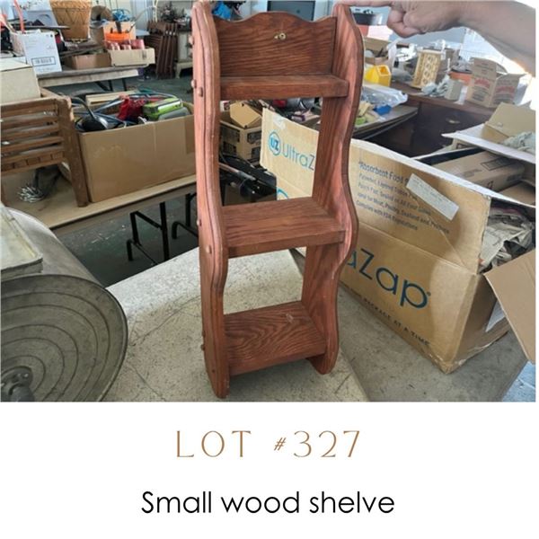 Lot:  327
