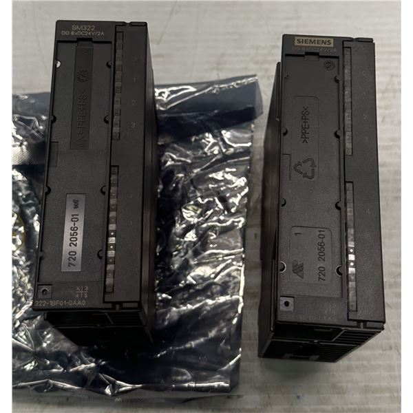 (2) Siemens #6ES7 322-1BF01-0AA0 Modules
