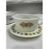 Image 2 : Vintage Pyrex and Corningware