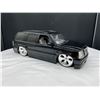 Image 1 : 2002 Cadillac Escalade Die Cast Car