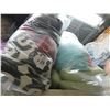 Image 2 : Large Lot of Pillows