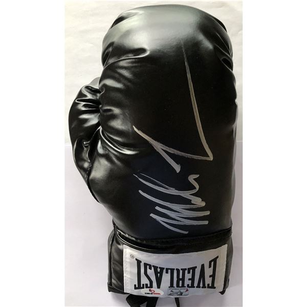 Mike Tyson signed glove w/ Kings of Boxing/Fiterman Sports hologram