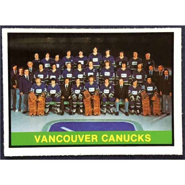 1974-75 O-PEE-CHEE VANCOUVER CANUCKS