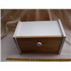 Image 2 : Wooden Bread Box