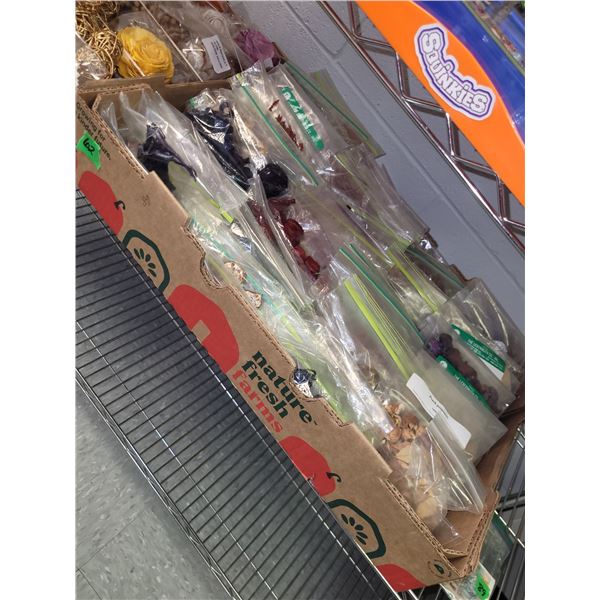 Flat of Crafters Items | Flowers & Such