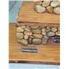 Image 2 : Large Wooden Cabin Light | Working