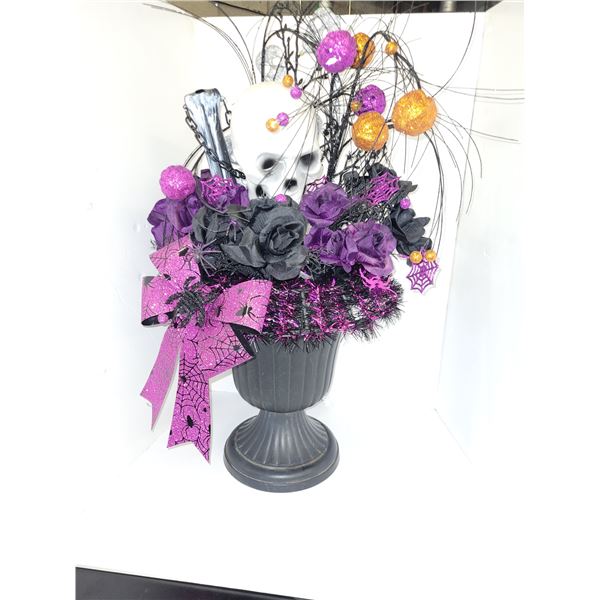 Hallowe'en Decoration Urn