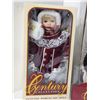 Image 2 : Lot of 3 Boxed Porcelain Dolls