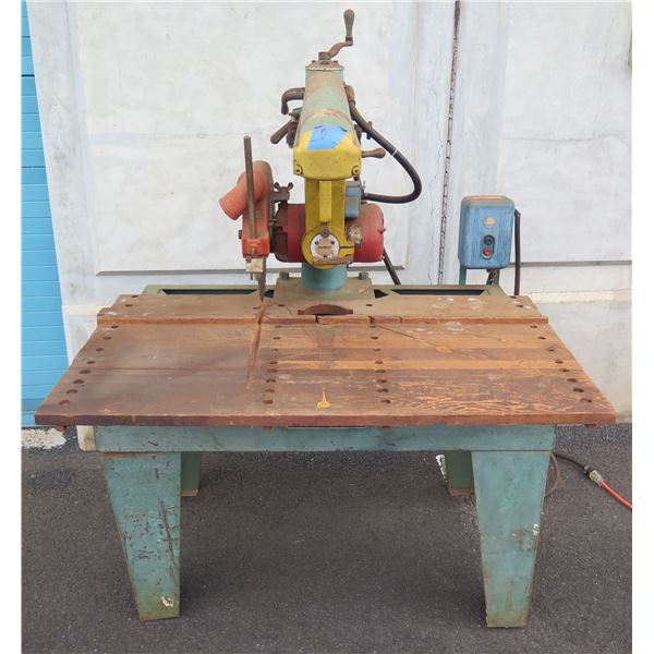 DeWalt Model 534 Radial Arm Saw (Runs See Video)