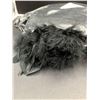 Image 2 : Black Boa