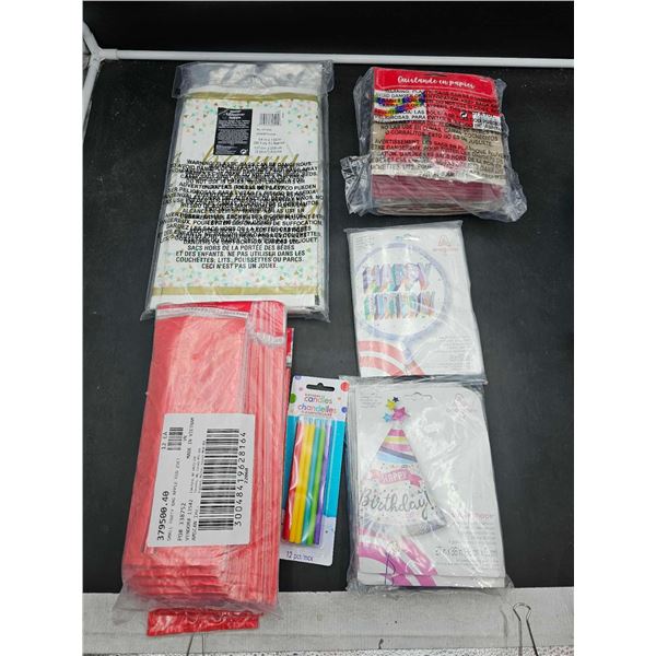 Lot of Assorted Birthday Party Decorations