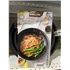 Image 2 : Kirkland Signature 3 piece Non-Stick Saute Pans