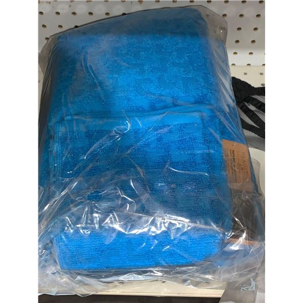 Paariazzt Toewl Set 2 Bath Towels / 2 Hand Towels / 2 Face Towels