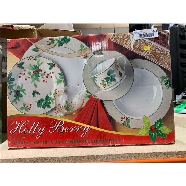 Holly Berry 20 Piece Fine China Dinnerware Set Service For 4