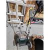 Image 4 : Yard Works 16"- 9 A Electric Snow Shovel