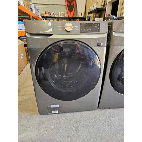 Samsung WF45R6100AP  5.2 Cu.Ft. Front Load Washer with Steam