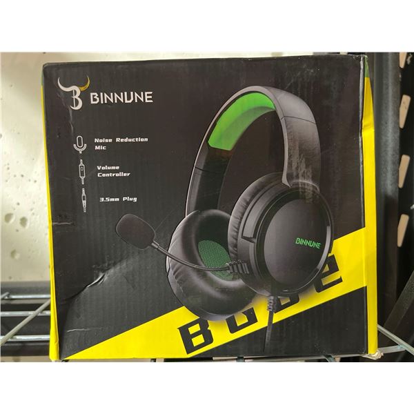 Binnune wired gaming headset with built in microphone