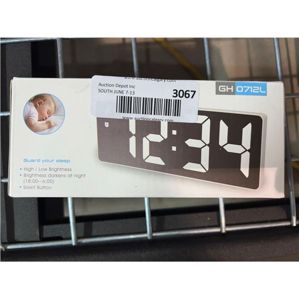 Digital Alarm Clock, LED Clock for Bedroom, Electronic Desktop Clock with Temperature Display, Adjus