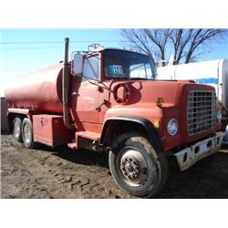FORD LN8000 4,000 GALLON T/A WATER TRUCK, s/n U80DVA37778