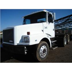VOLVO WG64T T/A TRUCK TRACTOR, s/n 4V1JDBPF0SN833822