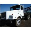 Image 1 : VOLVO WG64T T/A TRUCK TRACTOR, s/n 4V1JDBPF0SN833822