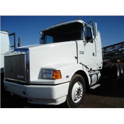 VOLVO WG64T T/A TRUCK TRACTOR, s/n 4V1WDBPF9SN691988