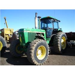 JOHN DEERE 4450 4 X 4  FRONT WHEEL ASSIST AG TRACTOR, s/n RW4450P0213751