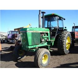 JOHN DEERE 4450 2 WHEEL DRIVE AG TRACTOR, s/n RW4450P0215072