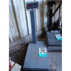 CIRCUITS & SYSTEMS SX401 500lb. CAPACITY SCALE, s/n 1305