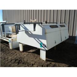 PICKUP UTILITY TOPPER W/UTILITY RACK,