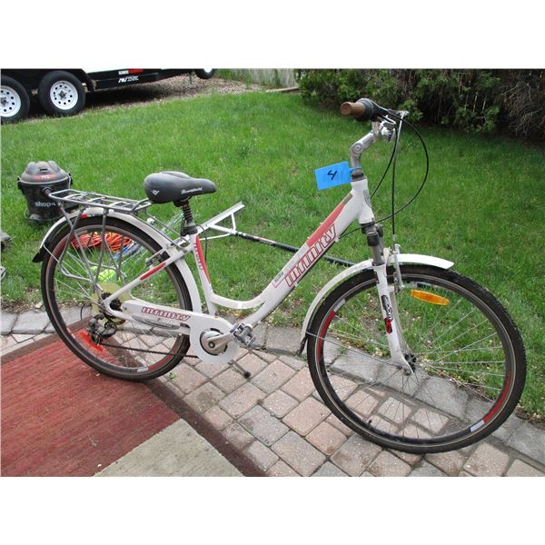 Infinity Horizon Ladies Revoshift 6 Speed Bicycle w/Rack