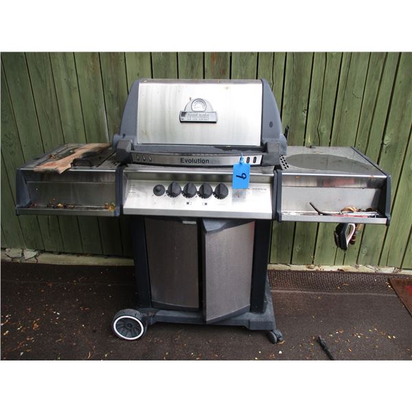 Broilmate Evolution Natural Gas BBQ w/Side Burner, Rotisserie Motor & Spear