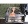 Image 7 : Broilmate Evolution Natural Gas BBQ w/Side Burner, Rotisserie Motor & Spear
