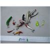 Image 1 : (14) Vintage Fishing Lures (Wooden, Plastic, Spinner)