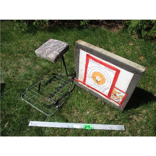 Tree Stand w/Archery Target