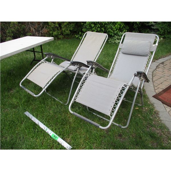 (2) Folding Zero Gravity Reclining Chairs