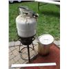 Image 1 : Turkey Deep Fryer w/20LB Propane Bottle