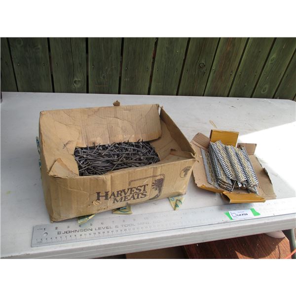 Bostich Nail Racks & 3" Common Nails