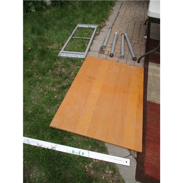 Adjustable Work Bench/Table (Not Assembled) 47"x31" Top