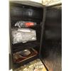 Image 5 : Bradley Puck Style Electric Smoker w/46"x18"x31" Tall Steel Shelf & Plant Stand