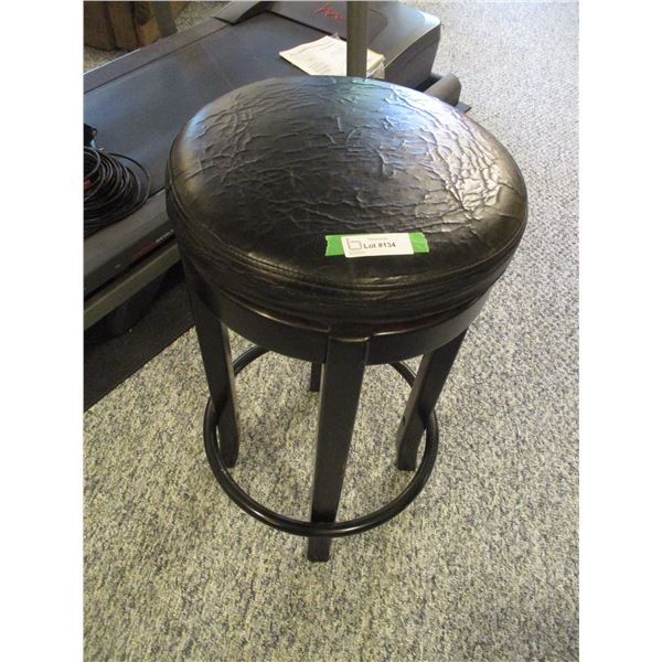 Round Stool w/Revolving Seat 30" Tall