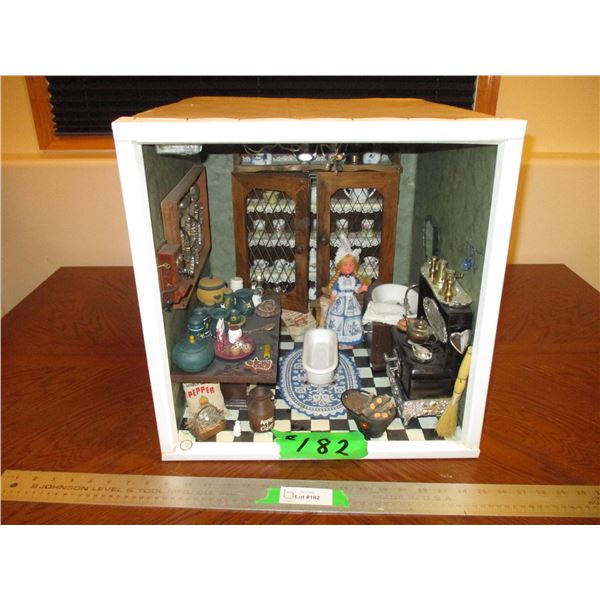 Bathroom/Kitchen Scene Shadow Box/Diorama (Lighted, Needs Batteries)