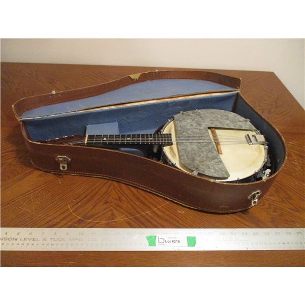 Vintage Michigan Banjo w/Case