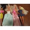 Image 3 : (6) Vintage Barbie Dolls