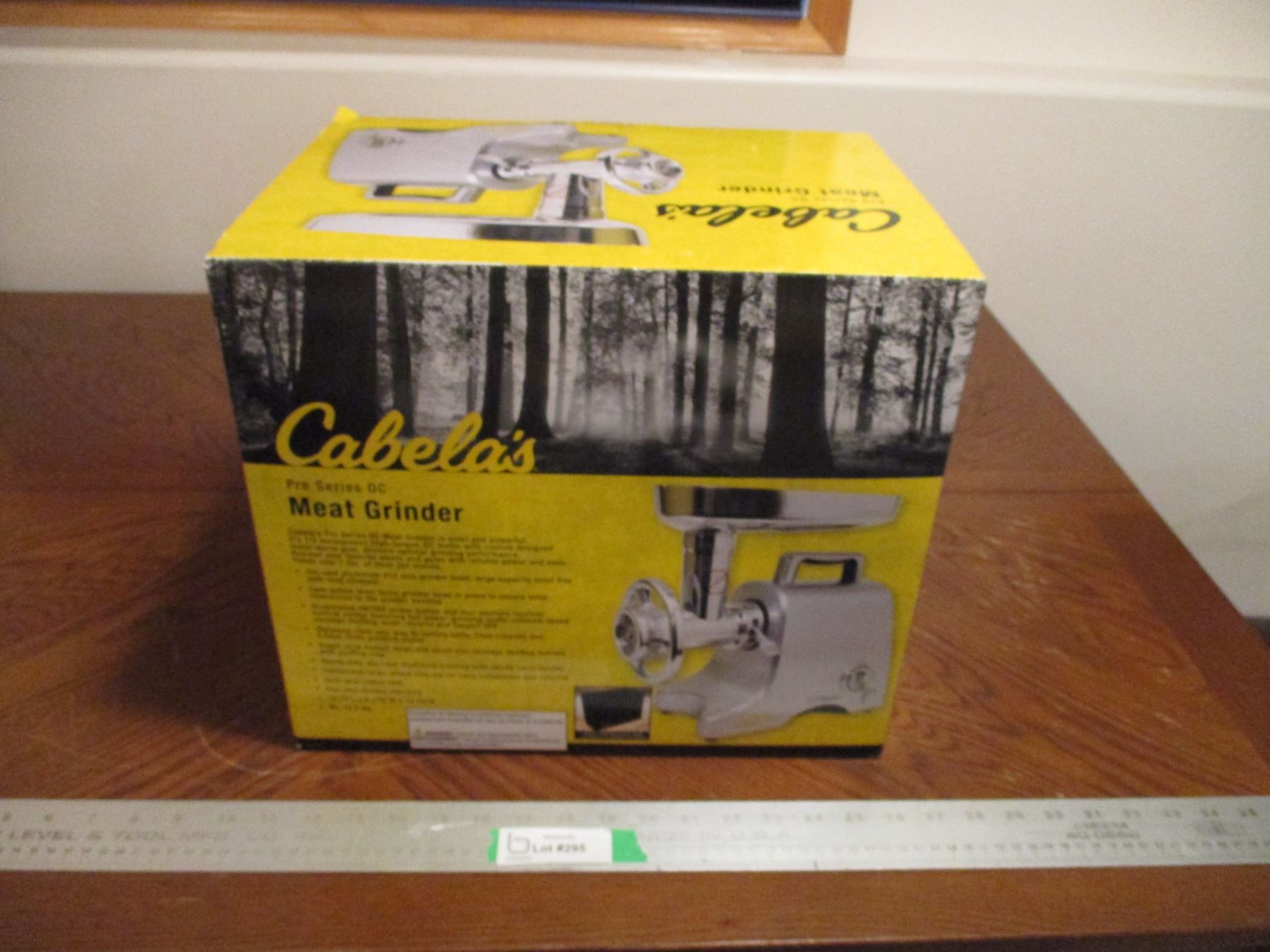 Cabela's Pro Series DC 1/2 hp Meat Grinder (Appears NIB)