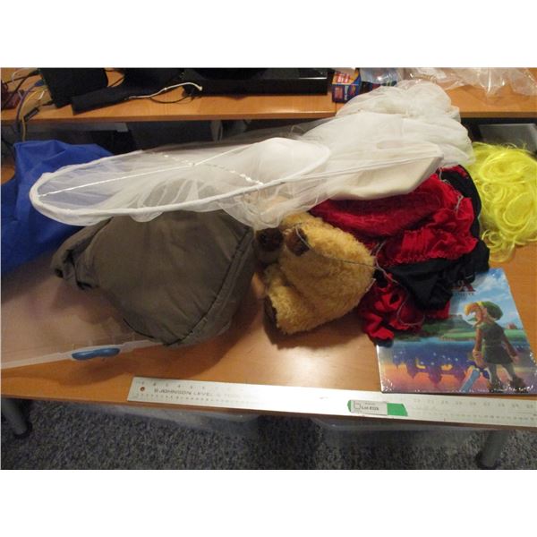 2016 Nintendo "Zelda" Calendar, Halloween Costumes, Stuffed Bear, Round Hoop Bed Canopy etc.