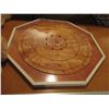 Image 2 : Crokinole Board w/Stuffed Short Neck Giraffe