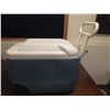 Image 2 : Igloo Wheeled Cooler (Medium Sized)