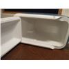 Image 5 : Igloo Wheeled Cooler (Medium Sized)
