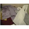 Image 5 : Various Linens - Sheets, Pillows, Bed Skirt etc.